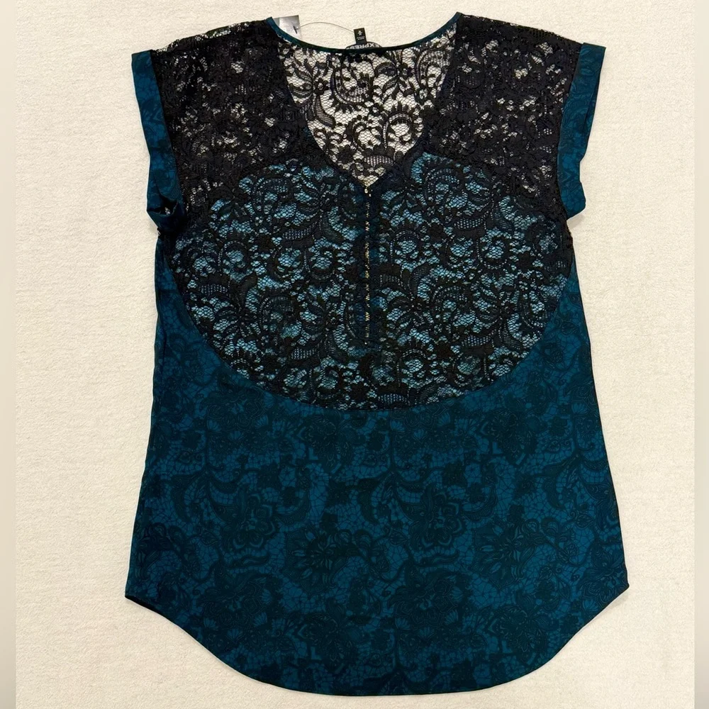 Express Teal and Black Short Sleeve Top with Lace Details NWT - Picture 2 of 5